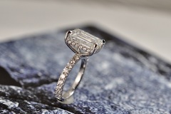 Jewelry Store - Jewelry building downtown Boston -  Natural GIA certified Diamonds and lab Grown diamonds - Gem stones - Custom Design Boston - Free Quote