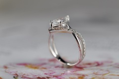 Jewelry Store - Jewelry building downtown Boston -  Natural GIA certified Diamonds and lab Grown diamonds - Gem stones - Custom Design Boston - Free Quote