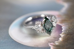 Jewelry Store - Jewelry building downtown Boston -  Natural GIA certified Diamonds and lab Grown diamonds - Gem stones - Custom Design Boston - Free Quote