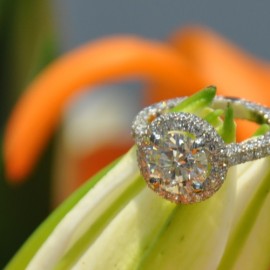 Ways to Save Money on an Engagement Ring